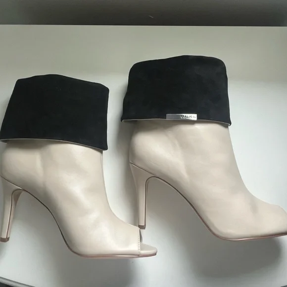 Booties - Picture 4 of 8